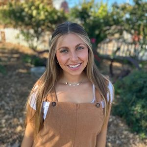 Meet your Posher, Lexy